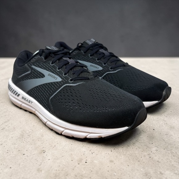 Brooks Other - Brooks Beast 20 Men's Size 10 Wide 2E Running Shoes Black Grey White 1103272E051